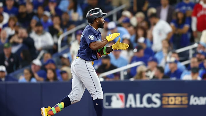 American League Championship Series - Seattle Mariners v Toronto Blue Jays - Game Seven