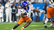 Boise State Broncos running back Ashton Jeanty (2) against the Penn State Nittany Lions during the Fiesta Bowl at State Farm Stadium. 
