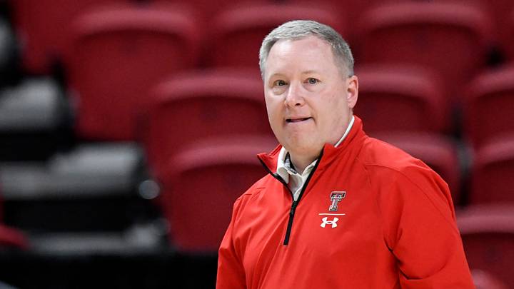 Texas Tech's head volleyball coach Tony Graystone stands on the sidelines against Kansas State in a Big 12 volleyball match, Wednesday, Sept. 28, 2022, at the United Supermarkets Arena.
0017 20220928 Texastech Kansasstate Volleyball Ar 0261 Jpg Texas Tech's head volleyball coach Tony Graystone stands on the sidelines against Kansas State in a Big 12 volleyball match, Wednesday, Sept. 28, 2022, at the United Supermarkets Arena.
0017 20220928 Texastech Kansasstate Volleyball Ar 0261 Jpg