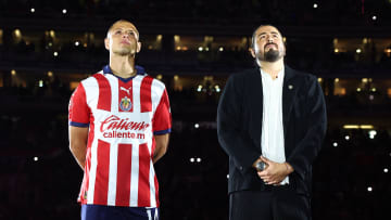 Chicharito Hernandez Returns To Chivas After 13 Years