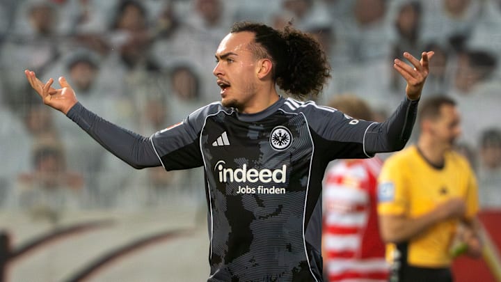 Arthur Theate fällt lange aus