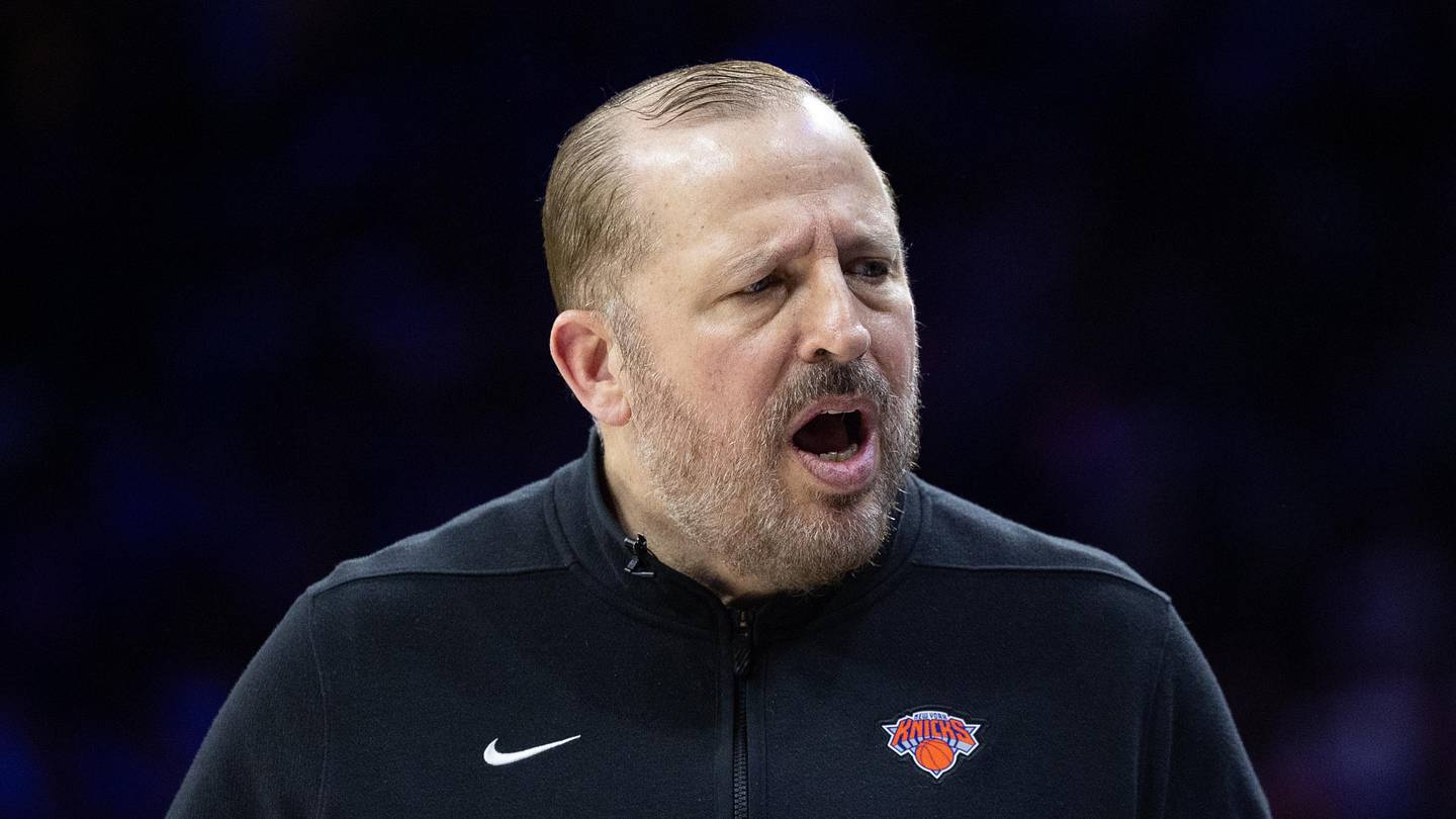 Tom Thibodeau Bemoans Josh Hart Finding Throwback Beach Photo of Knicks ...