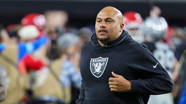 Kansas City Chiefs v Las Vegas Raiders