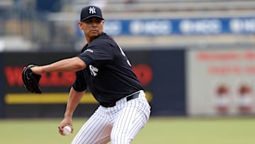 Carlos Carrasco merece un lugar en la rotación de los Yankees 