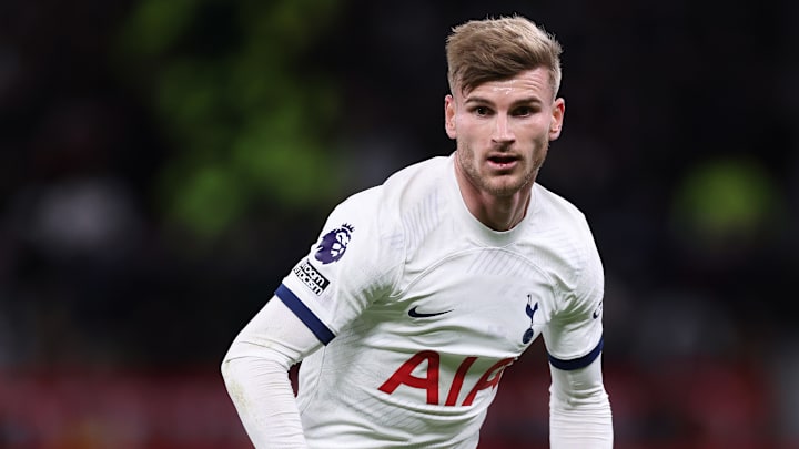 Manchester United v Tottenham Hotspur - Premier League