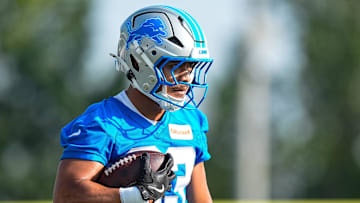 Detroit Lions running back Sione Vaki (33) practices during training camp at Meijer Performance Center in Allen Park on Monday, July 21, 2025.
