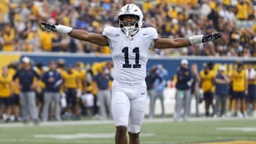 Penn State Nittany Lions defensive end Abdul Carter (11) 