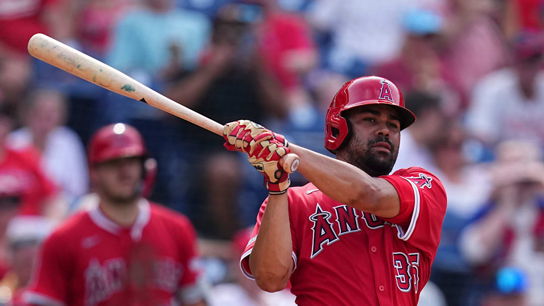 Los Angeles Angels v Philadelphia Phillies