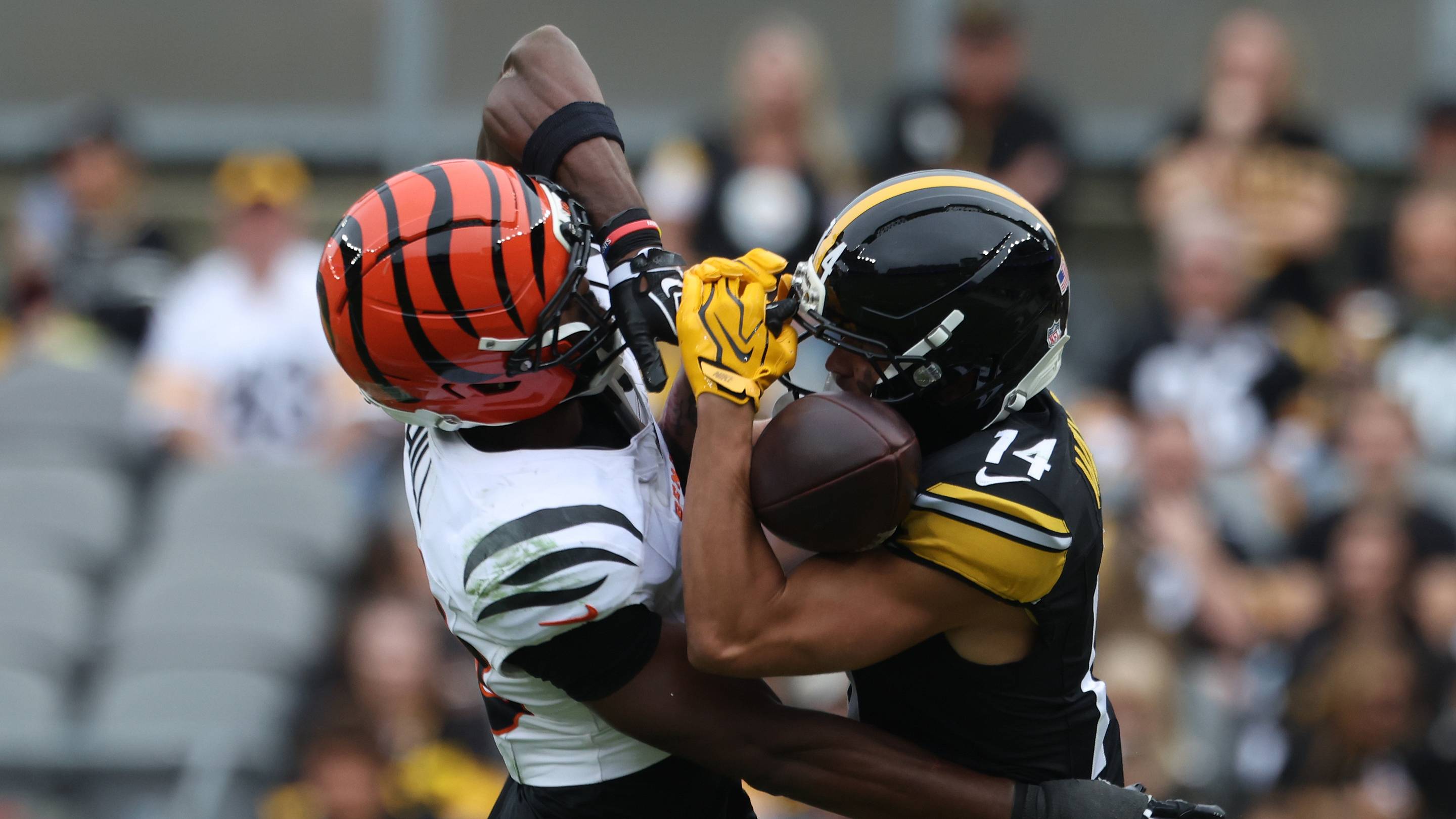 Bengals CB Dax Hill Not Happy About Another Position Change, but He'll Never Say It