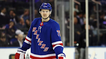Toronto Maple Leafs v New York Rangers