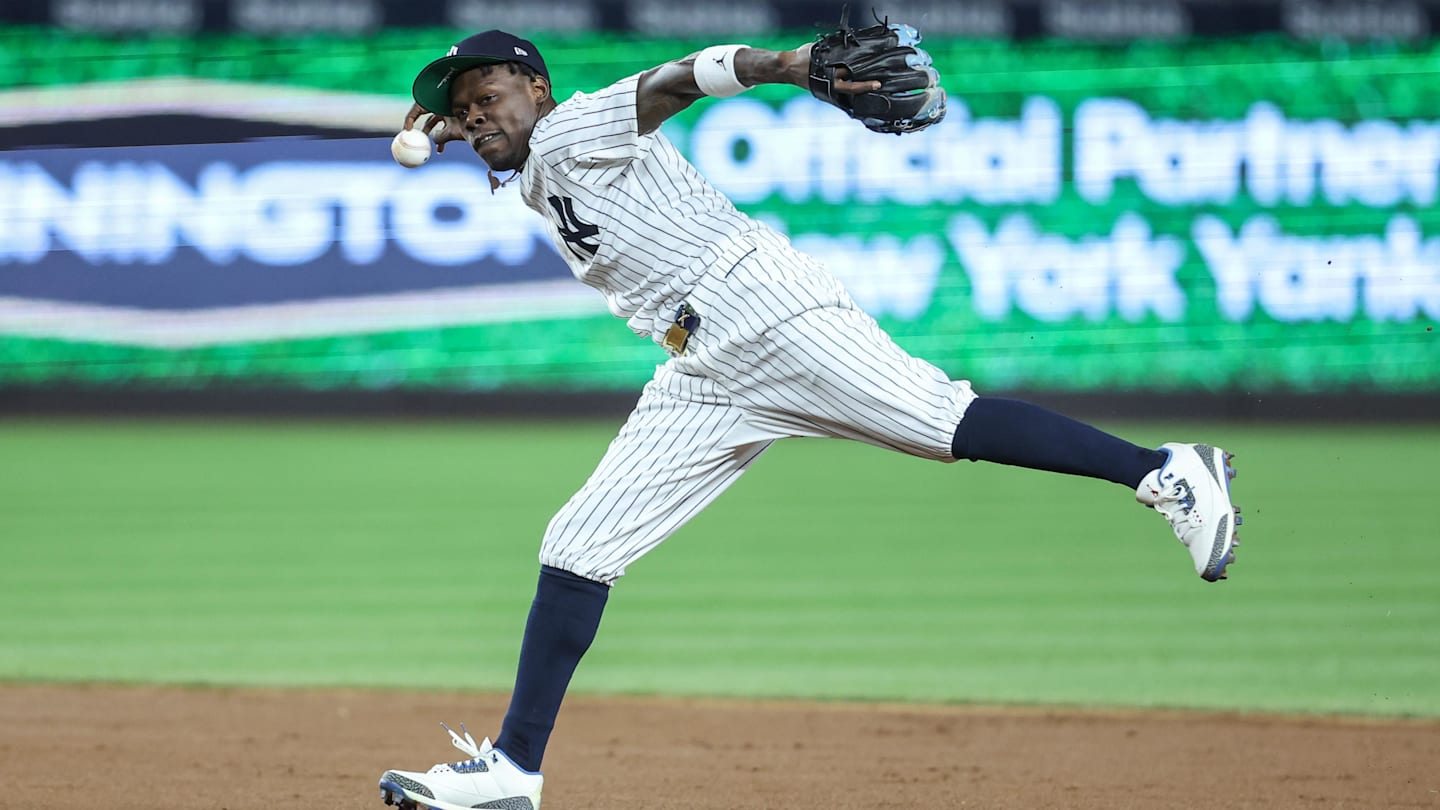 Yankees Place Cruz on Injured List, Stanton Update