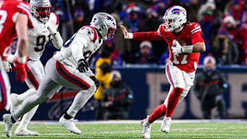 New England Patriots v Buffalo Bills