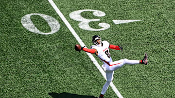 Sep 21, 2025; Charlotte, North Carolina, USA; Atlanta Falcons tight end Kyle Pitts 
