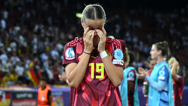 Muss Klara Bühl gegen Frankreich als Schienenspielerin ran? Muss Klara Bühl gegen Frankreich als Schienenspielerin ran?