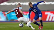 Chelsea e West Ham se enfrentam pela 34ª rodada da Premier League 2021/22. 