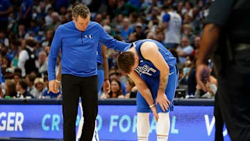 New York Knicks, Dallas Mavericks, Casey Smith