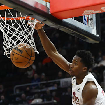 Cleveland Cavaliers forward Mamadi Diakite (21) dunks against the Miami Heat at Rocket Mortgage FieldHouse. 