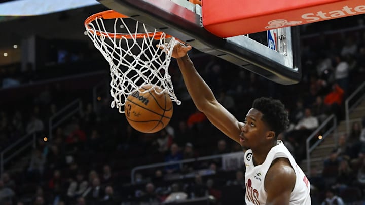 Cleveland Cavaliers forward Mamadi Diakite (21) dunks against the Miami Heat at Rocket Mortgage FieldHouse. 