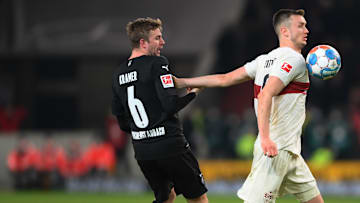 Beim Duell Stuttgart gegen Gladbach wurde nicht nur auf dem Platz gekämpft
