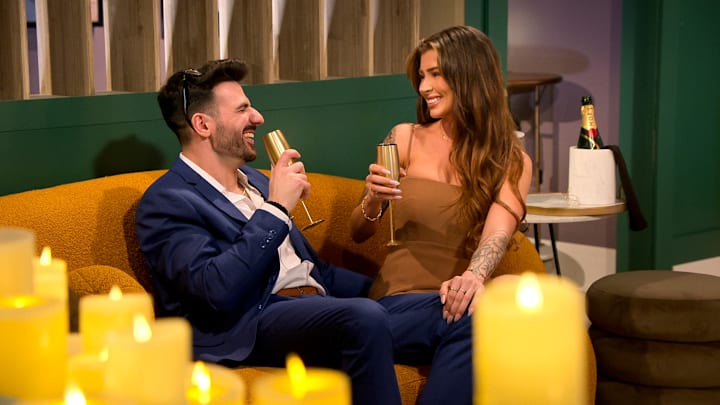 Love Is Blind. (L to R) Anton Yarosh, Alie Lima in episode 902 of Love Is Blind. Cr. Courtesy of Netflix © 2025