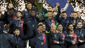 Le trophée des champions remporté par le PSG en 2023-2024