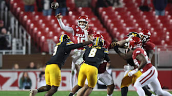 Nov 29, 2025; Fayetteville, Arkansas, USA; Arkansas Razorbacks quarterback Taylen Green (10) passes during the fourth quarter against the Missouri Tigers at Donald W. Reynolds Razorback Stadium. Missouri won 31-17. Mandatory Credit: Nelson Chenault-Imagn Images