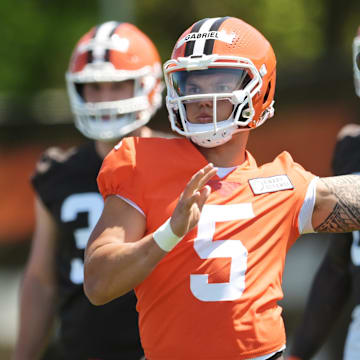 May 10, 2025; Berea, OH, USA; Cleveland Browns quarterback Dillon Gabriel (5) throws a pass during rookie minicamp at CrossCountry Mortgage Campus. Mandatory Credit: Ken Blaze-Imagn Images