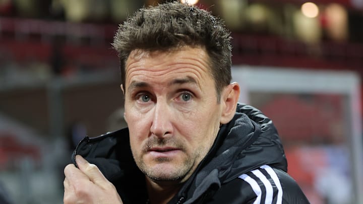 Miro Klose will Henri Koudossou halten