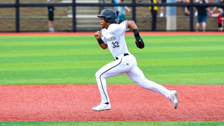 Louisville baseball catcher/outfielder Zion Rose (32)