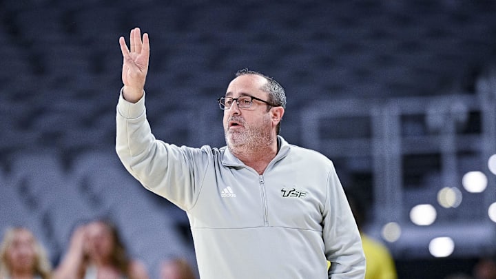Mar 9, 2022; Fort Worth, TX, USA; South Florida Bulls head coach Jose Fernandez motions to his team during the first half of the American Athletic Conference women's basketball tournament semifinals against the Houston Cougars at Dickies Arena. Mandatory Credit: Jerome Miron-Imagn Images Mar 9, 2022; Fort Worth, TX, USA; South Florida Bulls head coach Jose Fernandez motions to his team during the first half of the American Athletic Conference women's basketball tournament semifinals against the Houston Cougars at Dickies Arena. Mandatory Credit: Jerome Miron-Imagn Images
