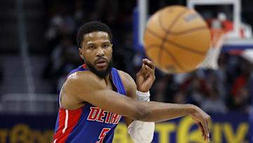 Feb 2, 2025; Detroit, Michigan, USA; Detroit Pistons guard Malik Beasley (5) passes in the second half against the Chicago Bulls at Little Caesars Arena. Mandatory Credit: Rick Osentoski-Imagn Images