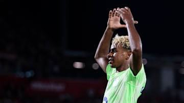 Lamine Yamal et le FC Barcelone vont prochainement connaître leurs adversaires lors de la phase de ligue de Ligue des Champions