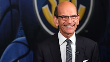 Oct 18, 2017; Nashville, TN, USA; Television and radio personality Paul Finebaum does a live report from SEC Media Day at the Omni Hotel. Mandatory Credit: Christopher Hanewinckel-Imagn Images