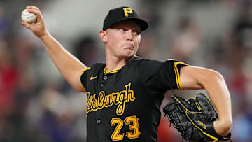 Pittsburgh Pirates v Texas Rangers