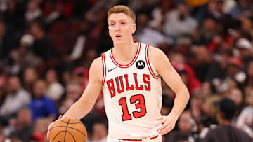 Philadelphia 76ers v Chicago Bulls