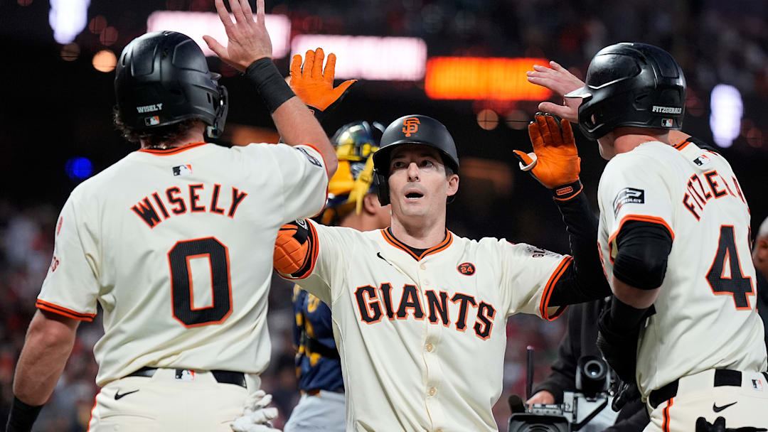 Milwaukee Brewers v San Francisco Giants
