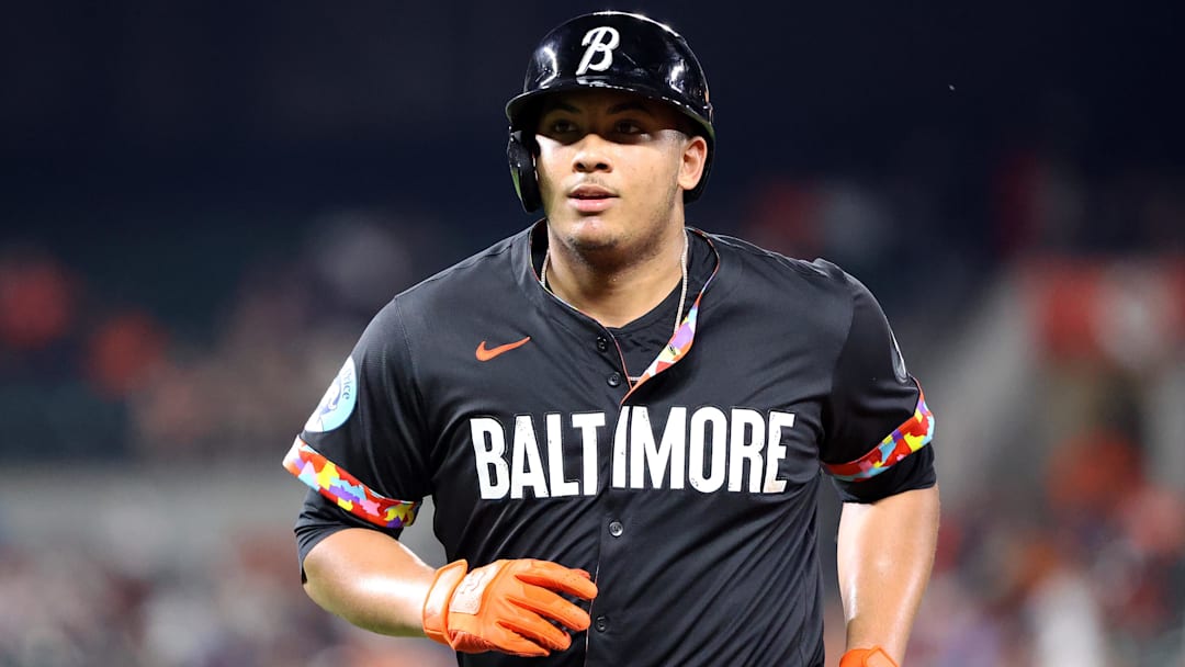 Sep 19, 2025; Baltimore, Maryland, USA; Baltimore Orioles catcher Samuel Basallo (29) runs off of the field during the sixth inning against the New York Yankees at Oriole Park at Camden Yards. Mandatory Credit: Daniel Kucin Jr.-Imagn Images