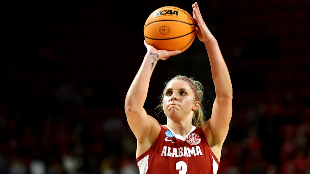 Mar 24, 2025; College Park, Maryland, USA; Alabama Crimson Tide guard Sarah Ashlee Barker (3) attempts a free throw during the first half against the Maryland Terrapins at Xfinity Center. Mandatory Credit: Daniel Kucin Jr.-Imagn Images