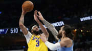 Davis tiene aún tres años de contrato con los Lakers
