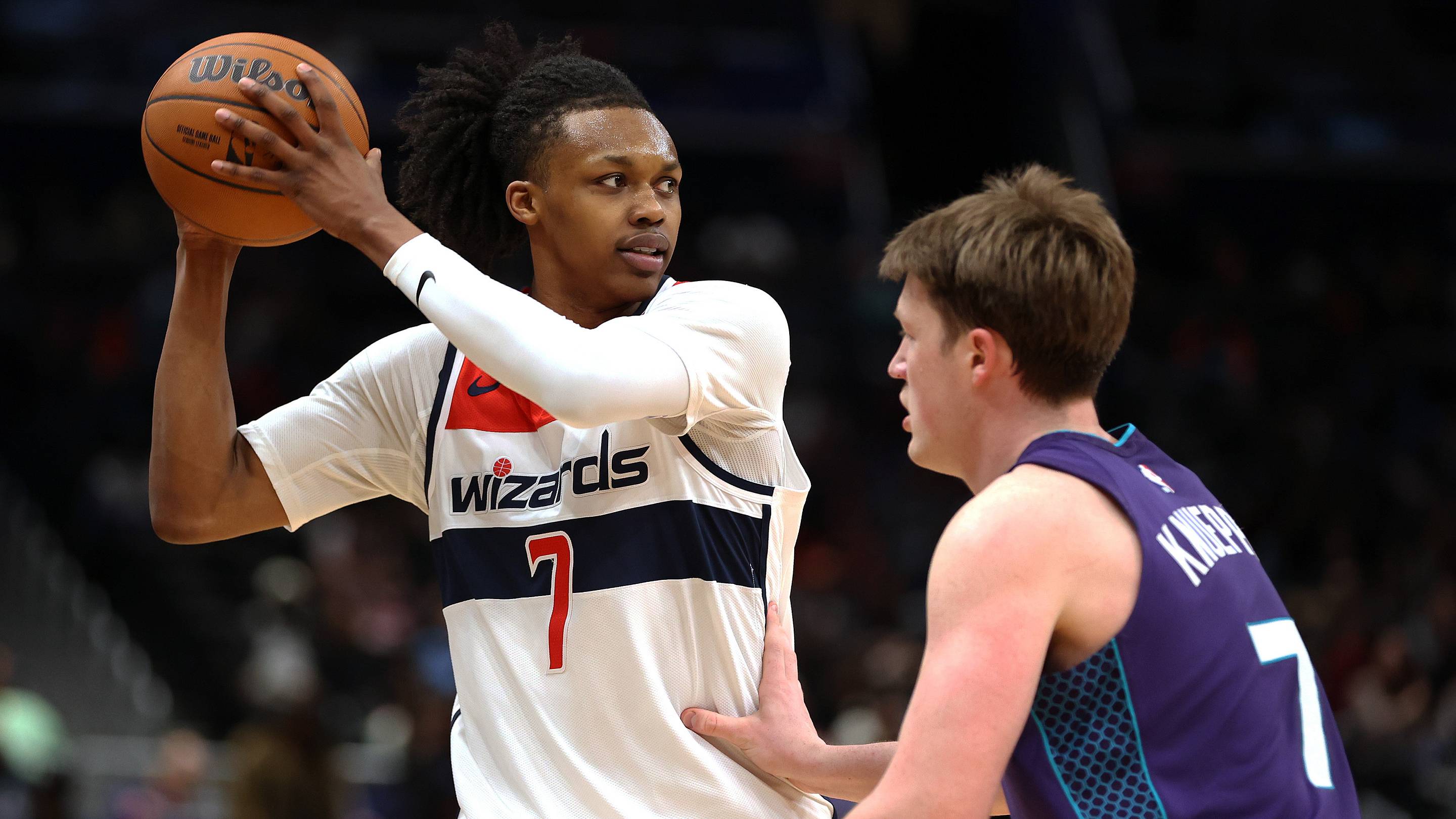 Wizards Seek Third Straight Win vs. Depleted Hornets