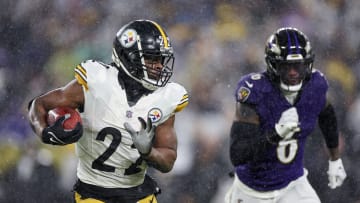 Pittsburgh Steelers v Baltimore Ravens