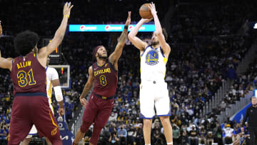 Klay Thompson regresó a los Warriors