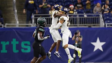 Maxen Hook, Quinyon Mitchell, Toledo