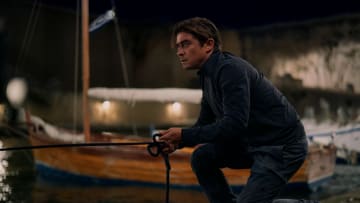 Svaniti Nella Notte. Riccardo Scamarcio as Pietro in Svaniti Nella Notte. Cr. Sara Petraglia/Netflix © 2024