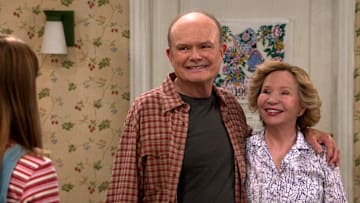 That '90s Show. (L to R) Kurtwood Smith as Red, Debra Jo Rupp as Kitty in episode 206 of That '90s Show. Cr. Courtesy of Netflix © 2024