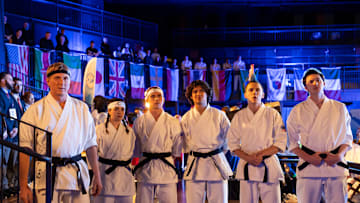 Cobra Kai. (L to R) William Zabka as Johnny Lawrence, Mary Mouser as Samantha LaRusso, Tanner Buchanan as Robby Keene, Xolo Maridueña as Miguel Diaz, Jacob Bertrand as Eli 'Hawk' Moskowitz, Gianni DeCenzo as Demetri in Cobra Kai. Cr. Curtis Bonds Baker/Netflix © 2024