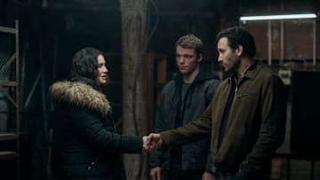 (L to R) Arienne Mandi as Noor, Gabriel Basso as Peter Sutherland, Marwan Kenzari as Sami Saidi in episode 205 of The Night Agent 