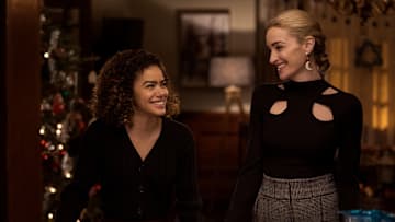 Ginny & Georgia. (L to R) Antonia Gentry as Ginny, Brianne Howey as Georgia in episode 205 of Ginny & Georgia