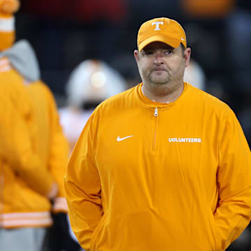 Tennessee Volunteers head coach Josh Heupel and his program are battling the Utah Utes for four-star recruit Salesi Moa's commitment.