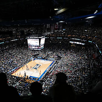 Mar 17, 2023; Columbus, Ohio, USA;  Fans take in the action between USC Trojans and Michigan State Spartans during the first round of the NCAA men   s basketball tournament at Nationwide Arena. Mandatory Credit: Adam Cairns-The Columbus Dispatch

Basketball Ncaa Men S Basketball Tournament